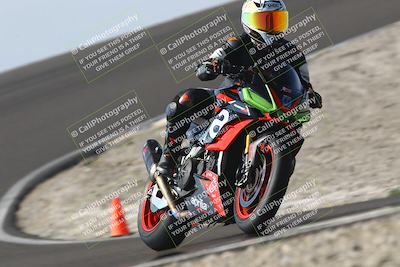 media/Nov-01-2025-TrackDaz (Sat) [[2b4d5192bc]]/B Group/1220pm (Turn 2 Outside)/